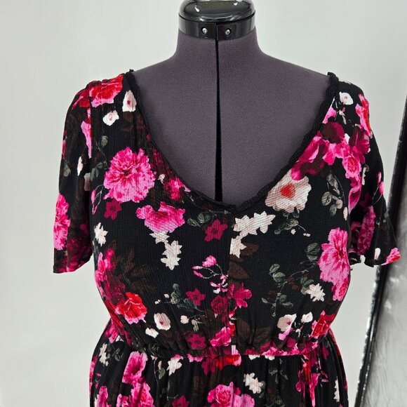 616-19 Torrid Black Red Pink floral Handkerchief flutter Midi dress Size 1 14/16 - Picture 1 of 7